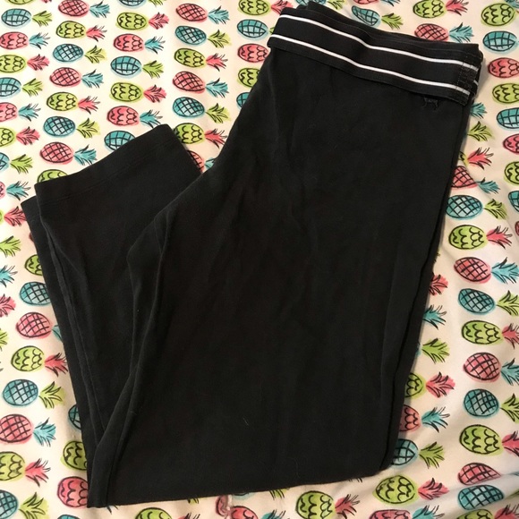 PINK Legging Capris - Picture 1 of 4
